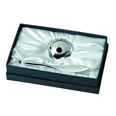 Branded Promotional FEATHER QUILL METAL DESK PEN HOLDER in Silver Pen From Concept Incentives.