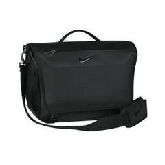 Nike departure iii hotsell messenger bag